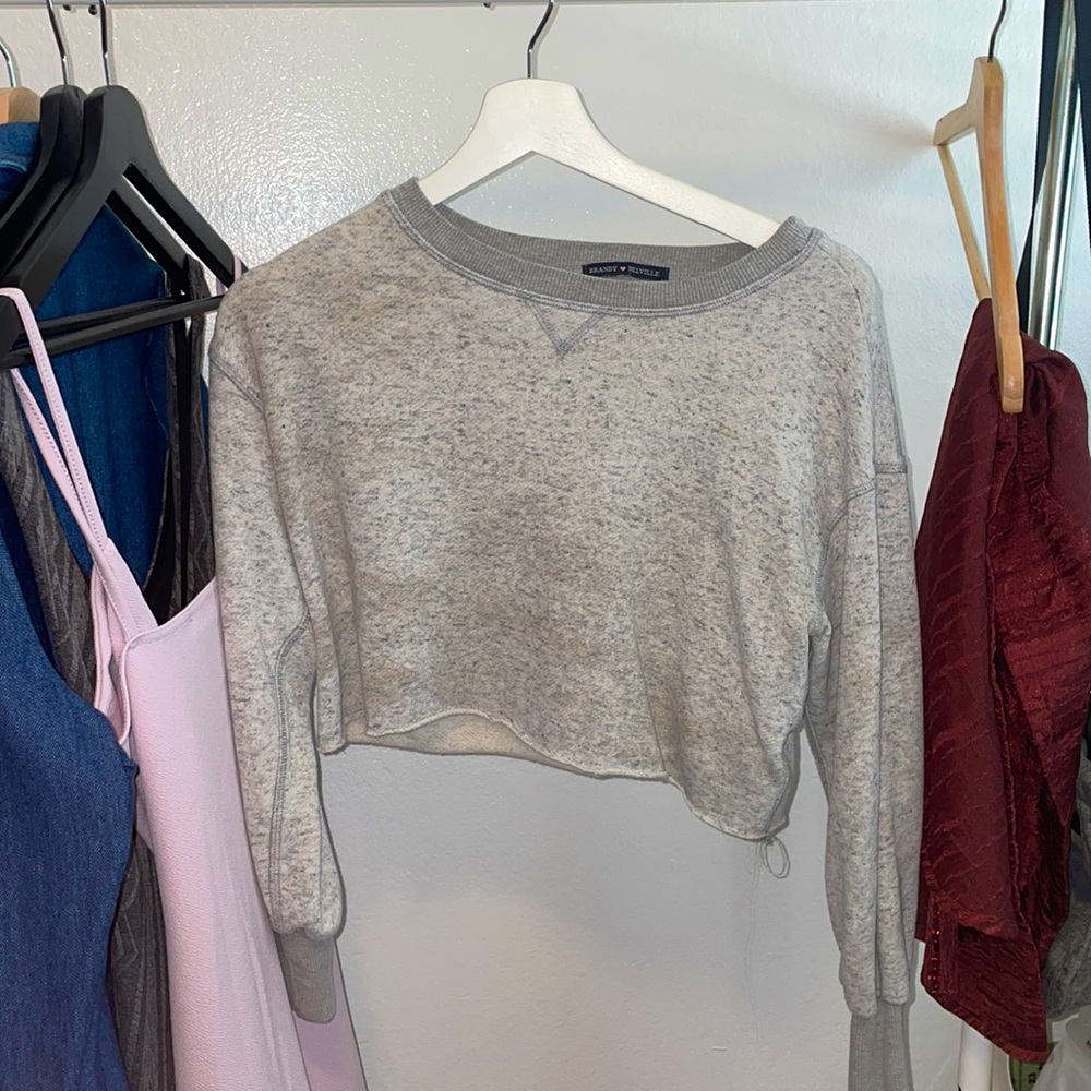 Brandy Melville Crop crew neck